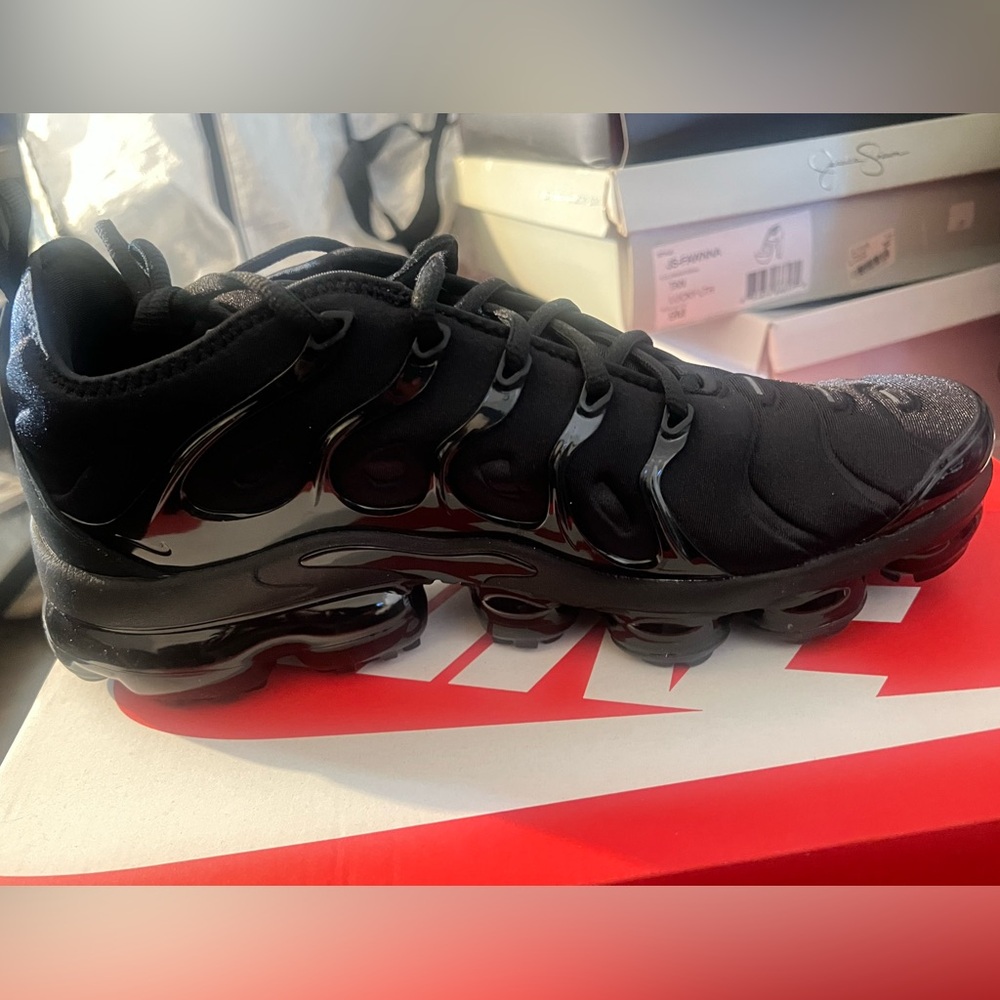 Nike Air VaporMax Plus Men's Black Sneakers nwb